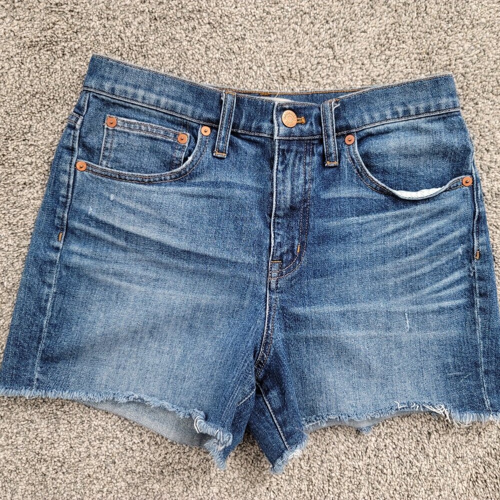 Madewell Ladies Jean shorts 27"  Nice Condition!